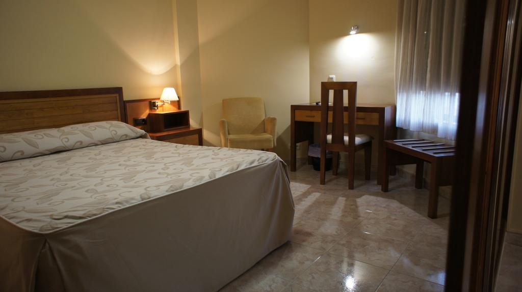 Hotel Puente Romano Alcántara Pokoj fotografie